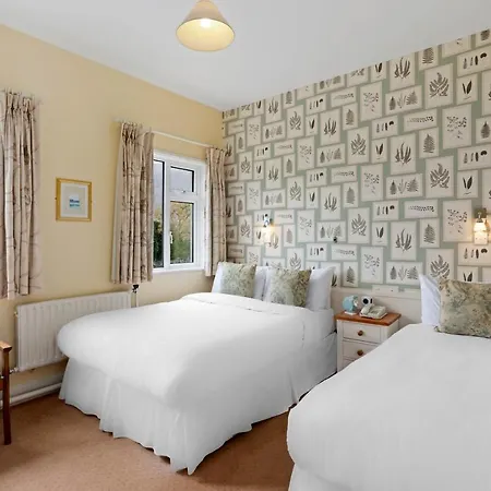 Hotell Gougane Barra