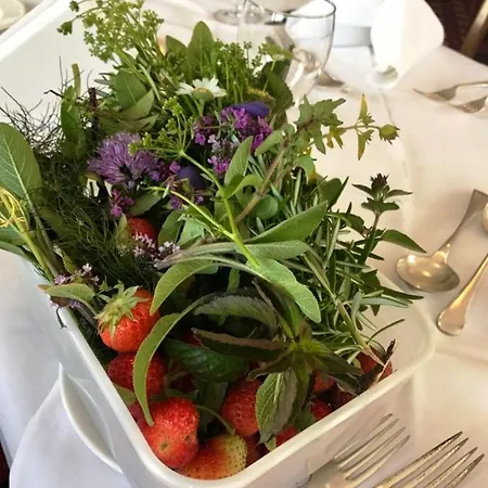 Hotell Gougane Barra