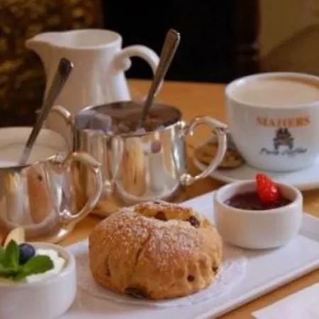 Hotell Gougane Barra